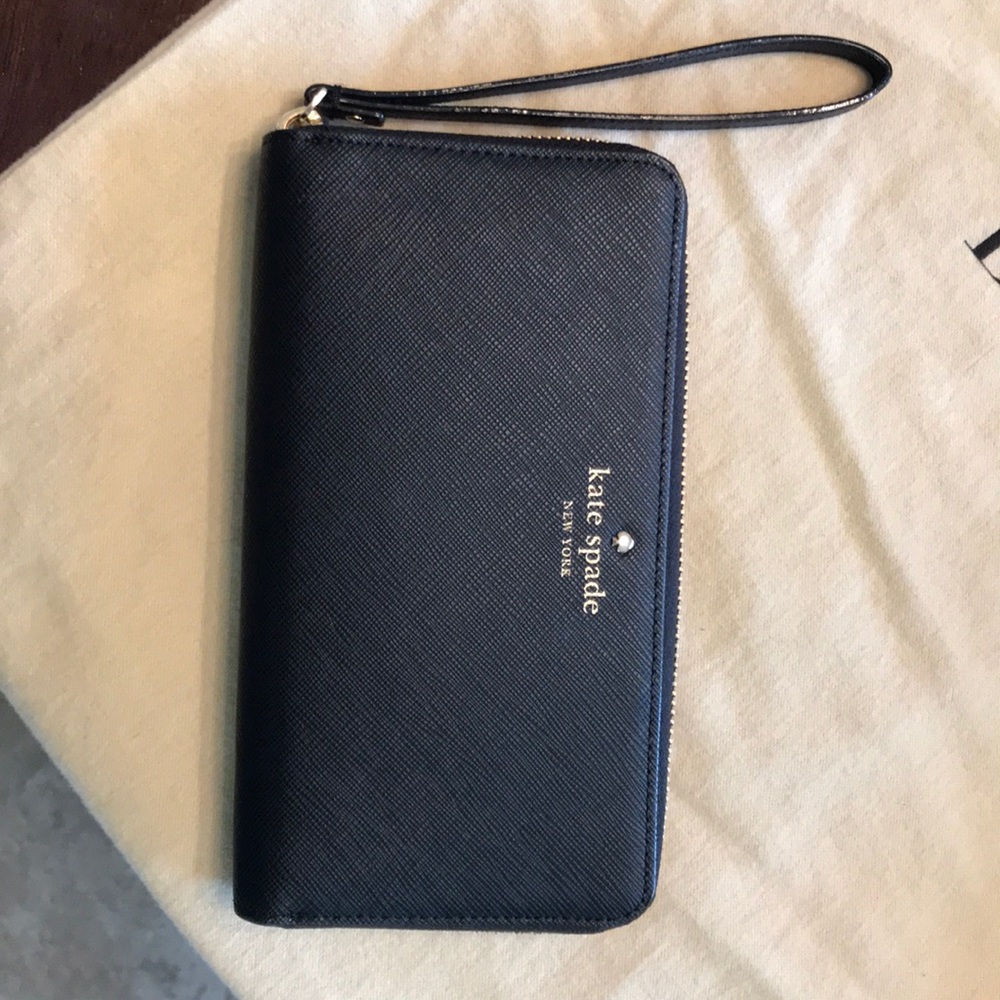 Kate spade wristlet